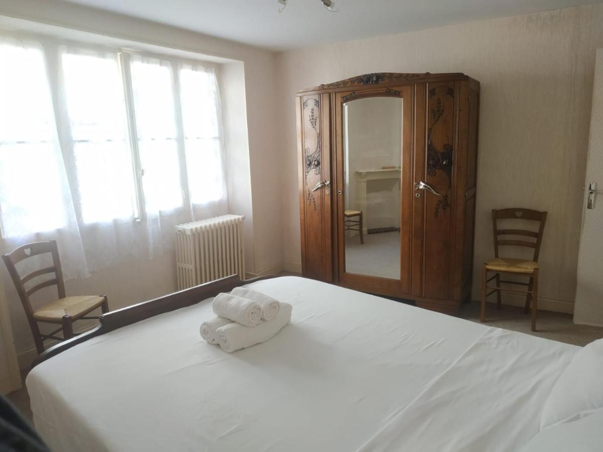 Appartamento Classic House Argentat Esterno foto